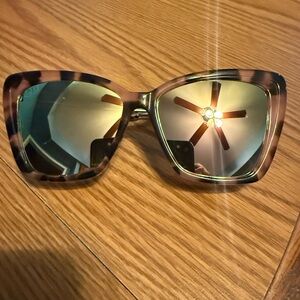 DIFF Becky II Himalayan Tortoise + Taupe Mirror Polarized Women’s Sunglasses
